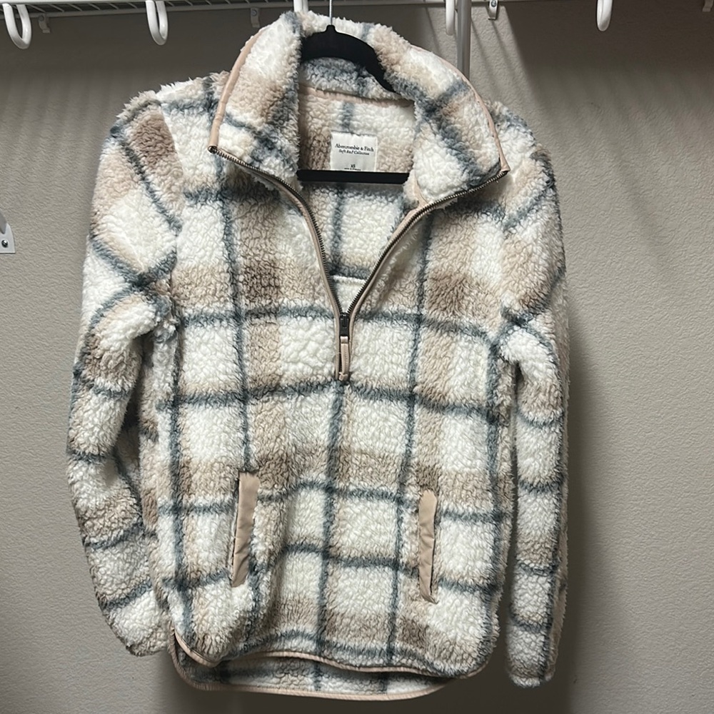Sherpa Plaid Pullover Jacket